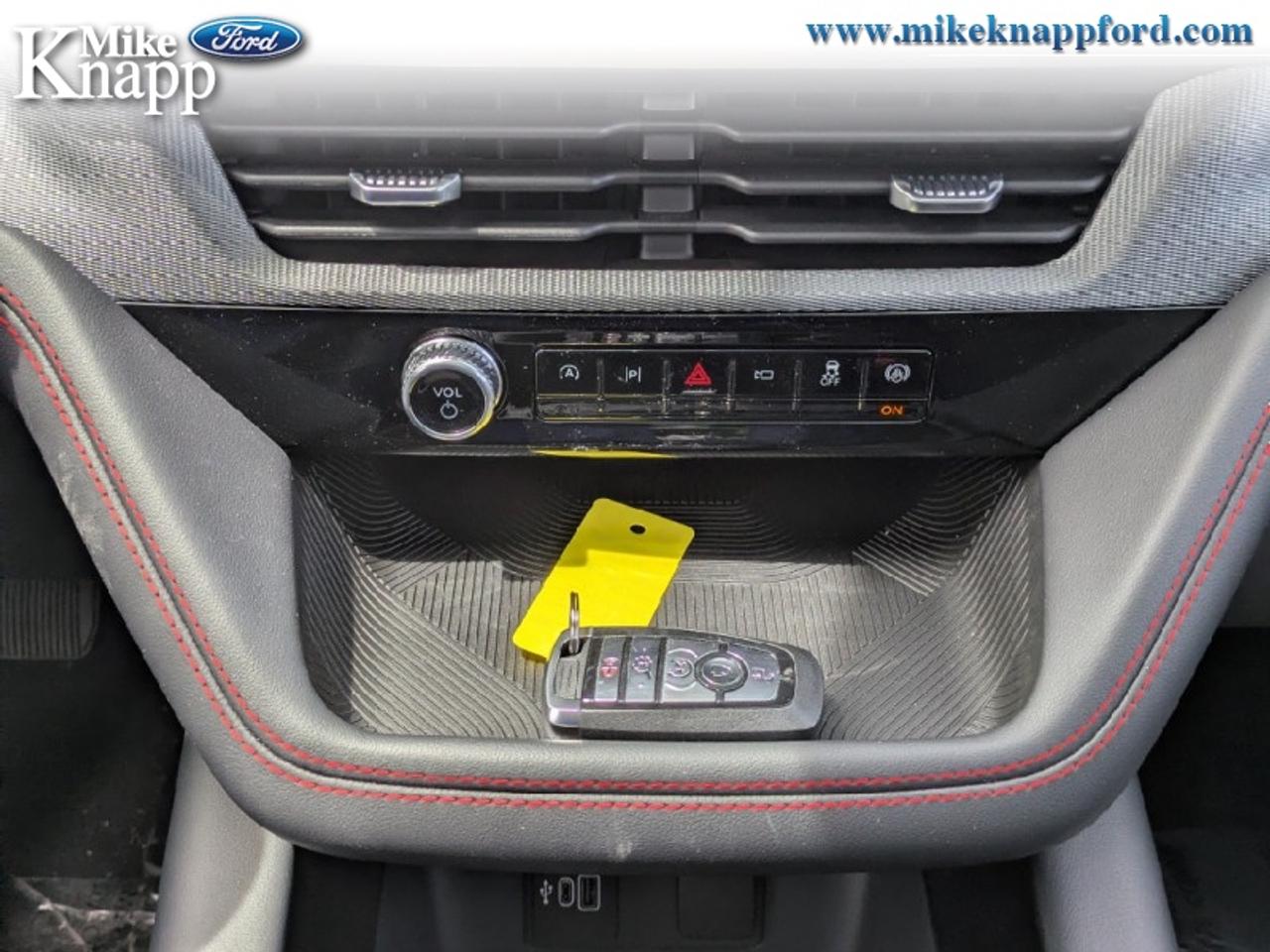 2026 Ford Explorer ST Photo