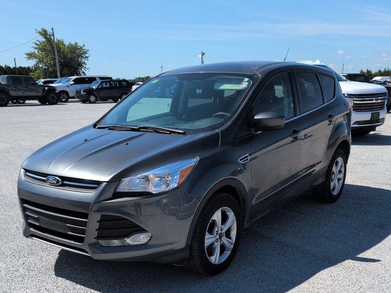2015 Ford Escape *** 3 YEAR WARRANTY INCLUDED *** Photo