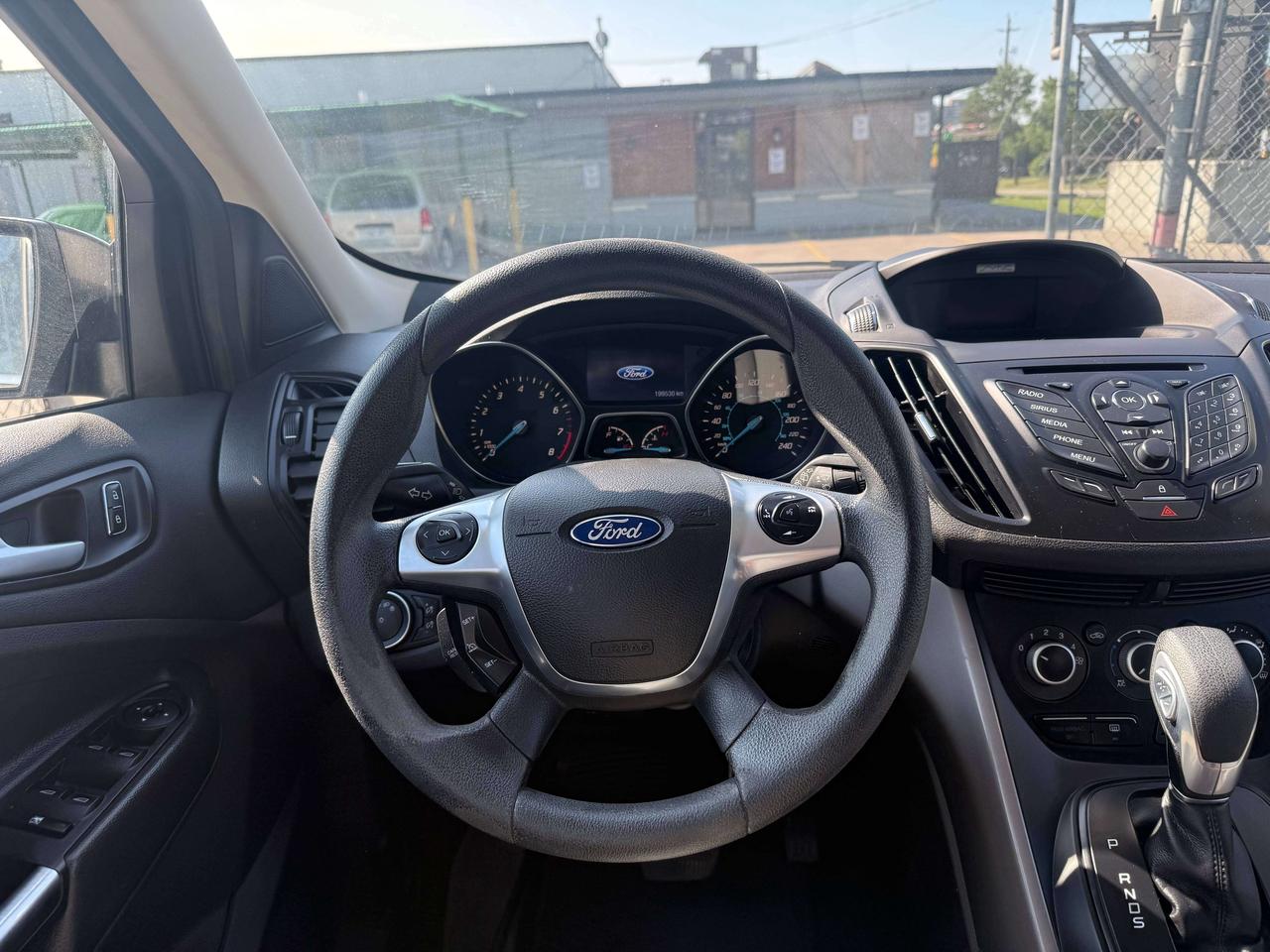 2015 Ford Escape *** 3 YEAR WARRANTY INCLUDED *** Photo