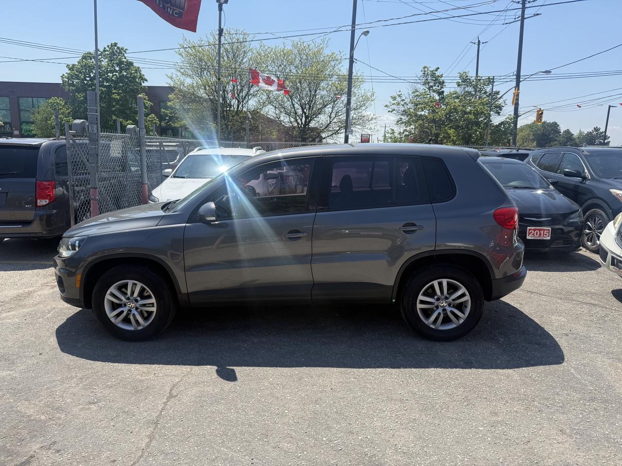 2014 Volkswagen Tiguan *** 3 YEAR WARRANTY INCLUDED *** Photo