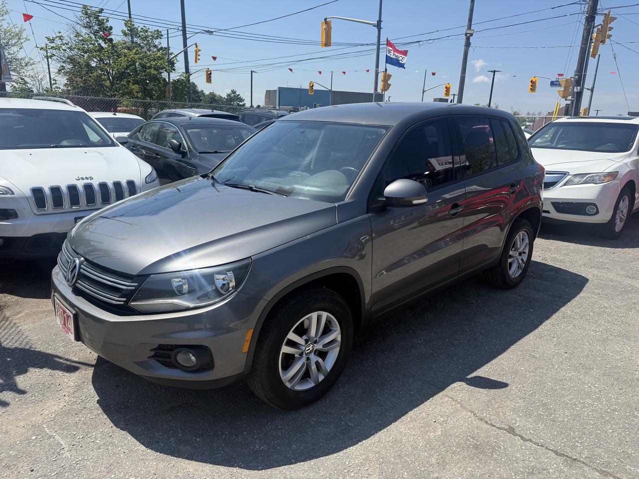 2014 Volkswagen Tiguan *** 3 YEAR WARRANTY INCLUDED ***