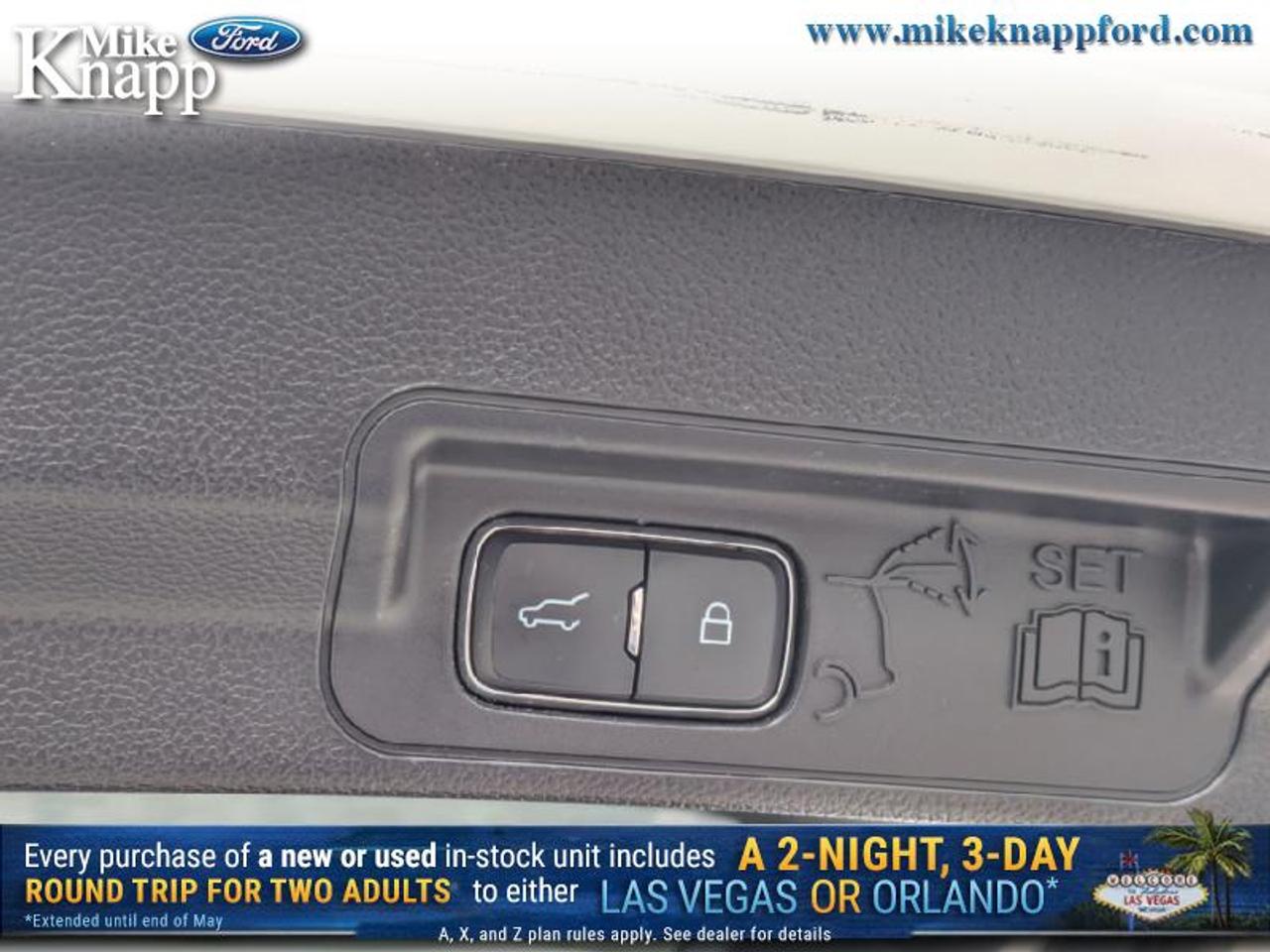 2020 Ford Explorer LIMITED Photo