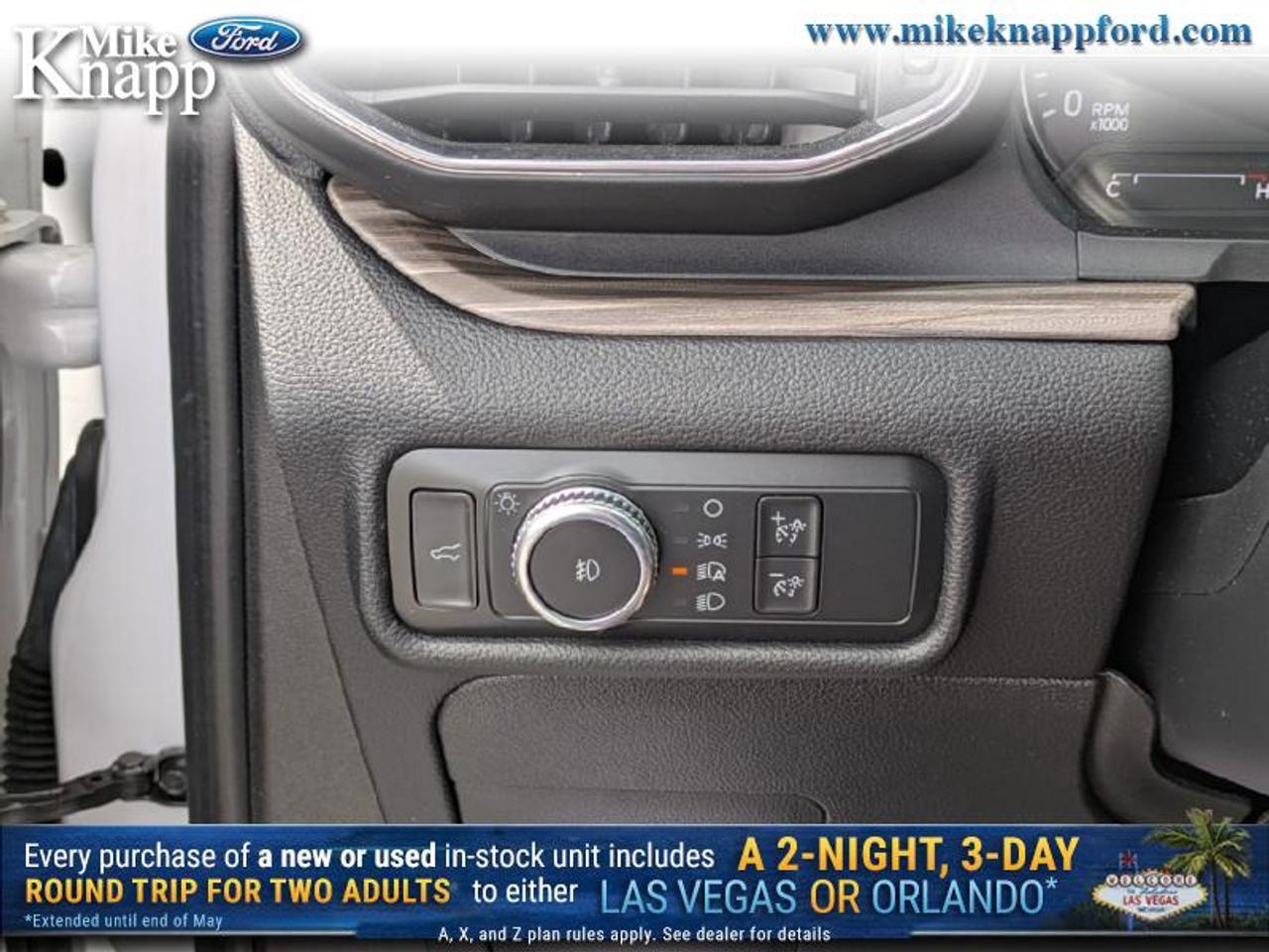 2020 Ford Explorer LIMITED Photo