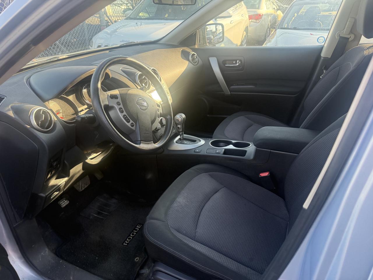 2012 Nissan Rogue *** 3 YEAR WARRANTY INCLUDED *** Photo