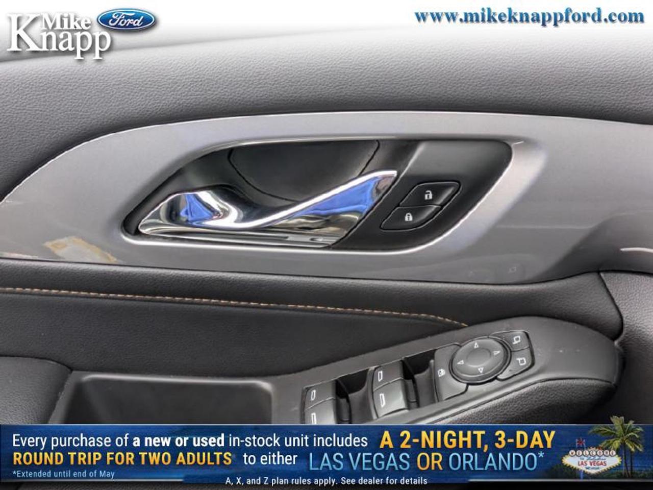 2018 Chevrolet Traverse LS Photo