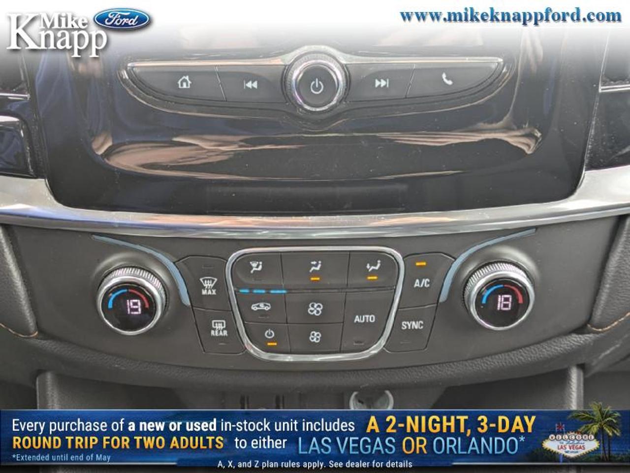 2018 Chevrolet Traverse LS Photo