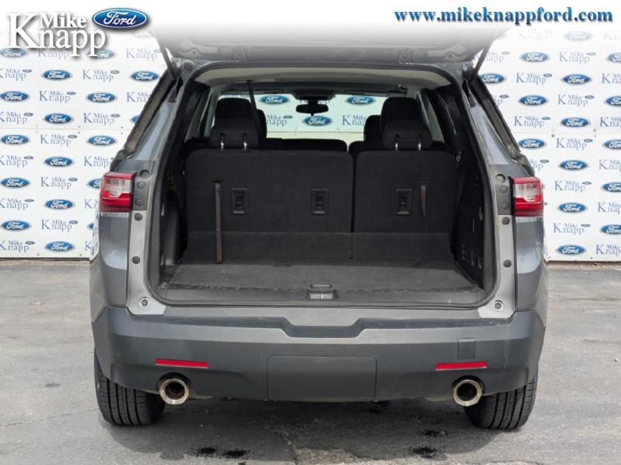 2018 Chevrolet Traverse LS Photo