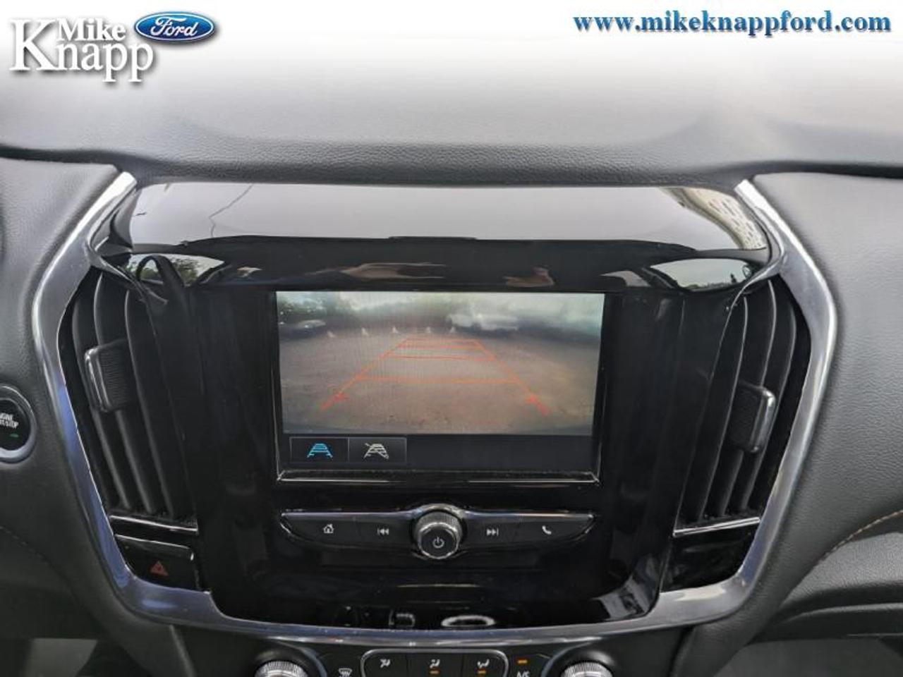 2018 Chevrolet Traverse LS Photo