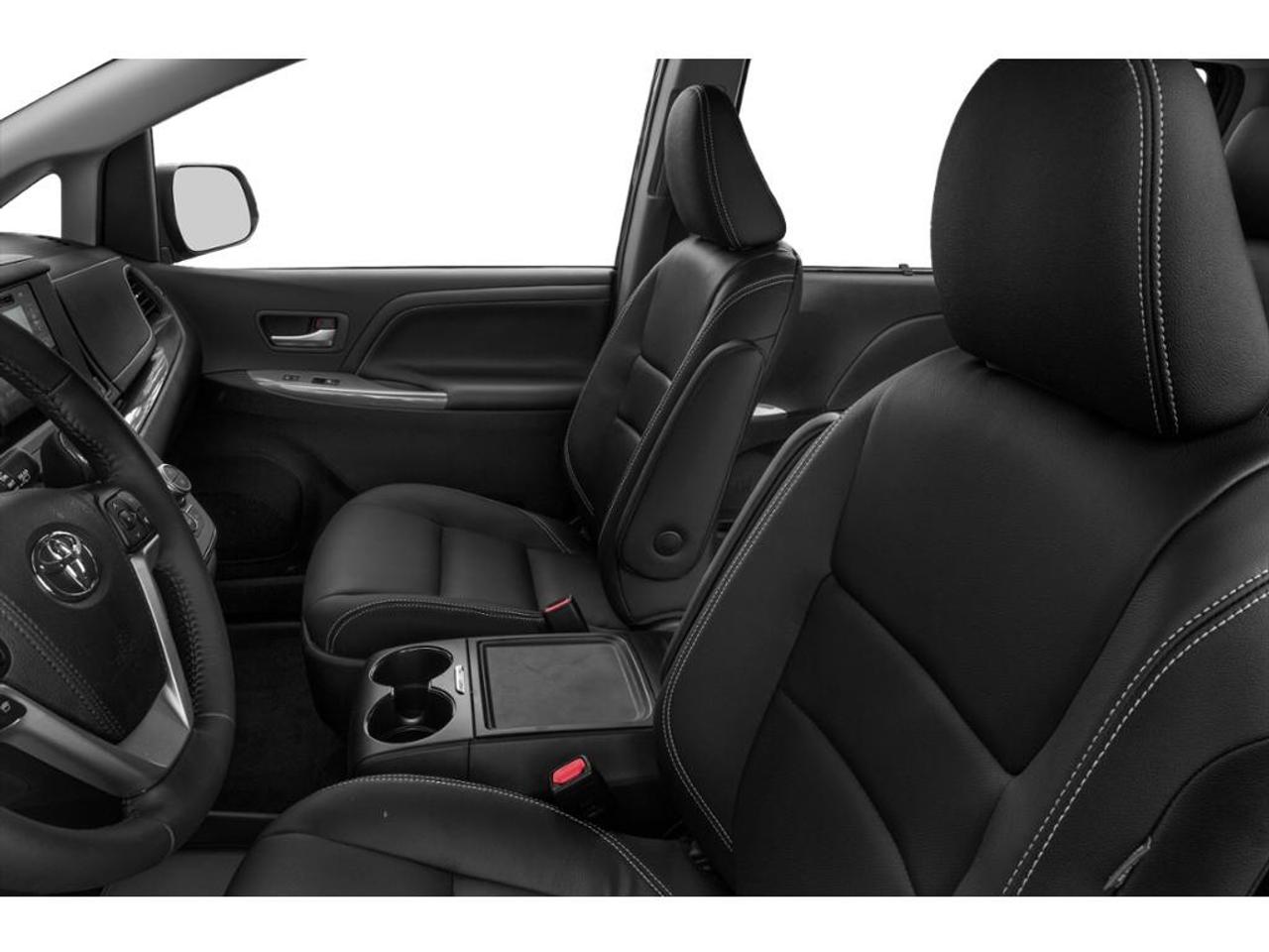 2015 Toyota Sienna SE 8 Passenger 4dr Front-wheel Drive Passenger Van Photo