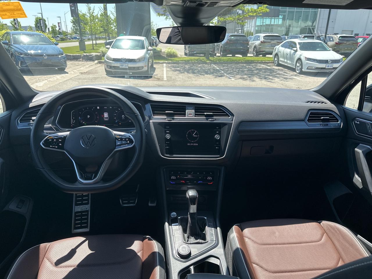 2022 Volkswagen Tiguan HIGHLINE R-LINE 4MOTION Photo