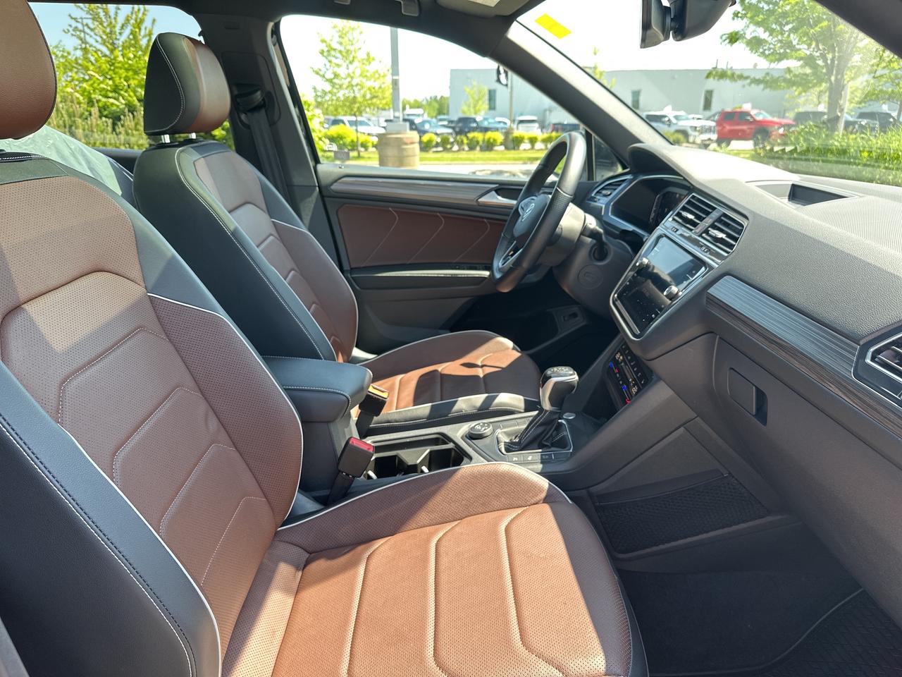 2022 Volkswagen Tiguan HIGHLINE R-LINE 4MOTION Photo