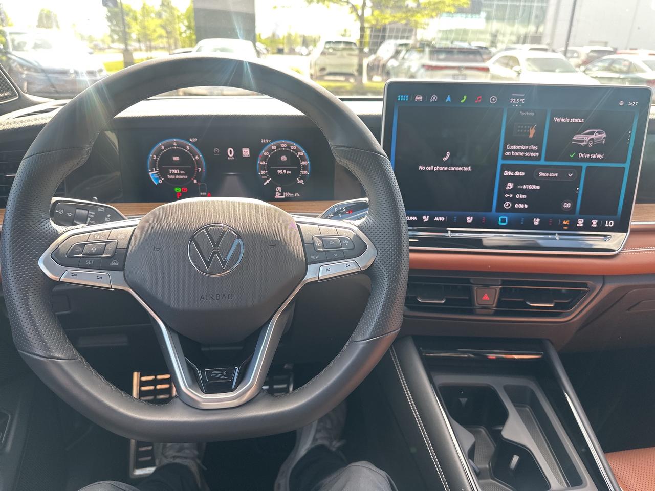 2025 Volkswagen Tiguan HIGHLINE R-LINE 4MOTION Photo