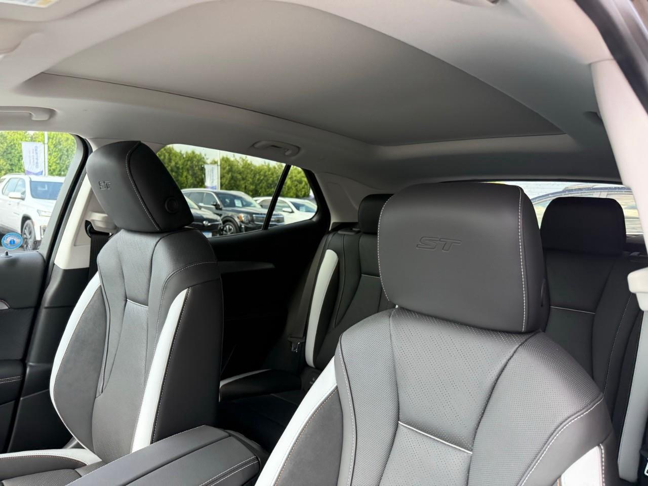 2026 Buick Envision Sport Touring 4dr All-Wheel Drive Photo