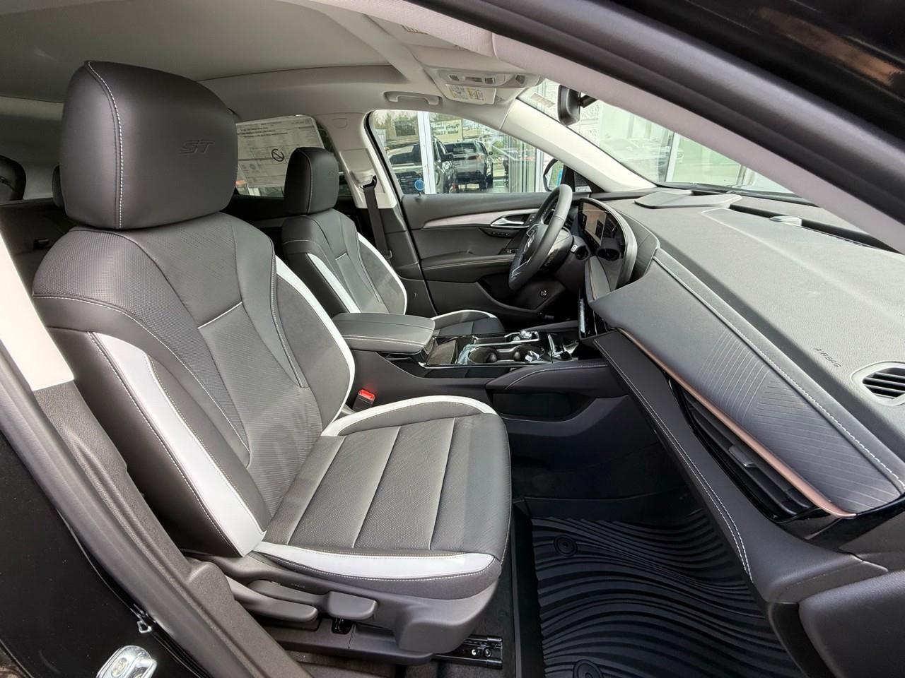 2026 Buick Envision Sport Touring 4dr All-Wheel Drive Photo