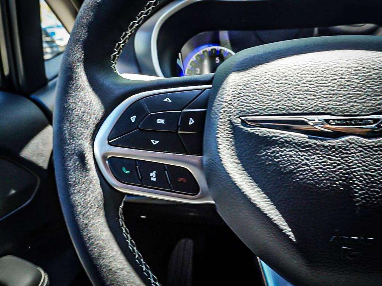 2025 Chrysler Grand Caravan  Photo