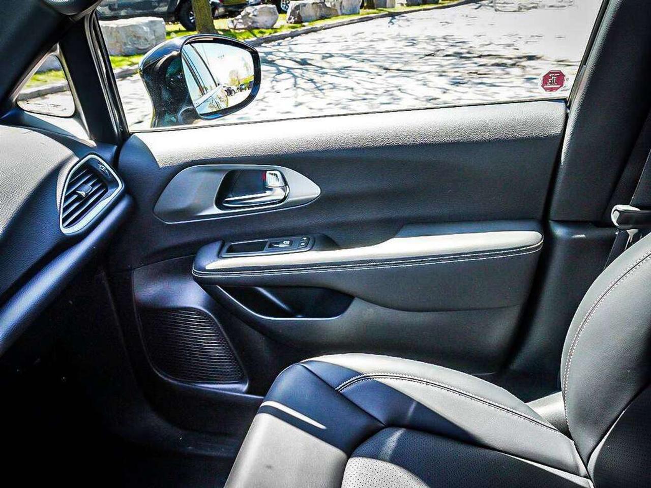 2025 Chrysler Grand Caravan  Photo