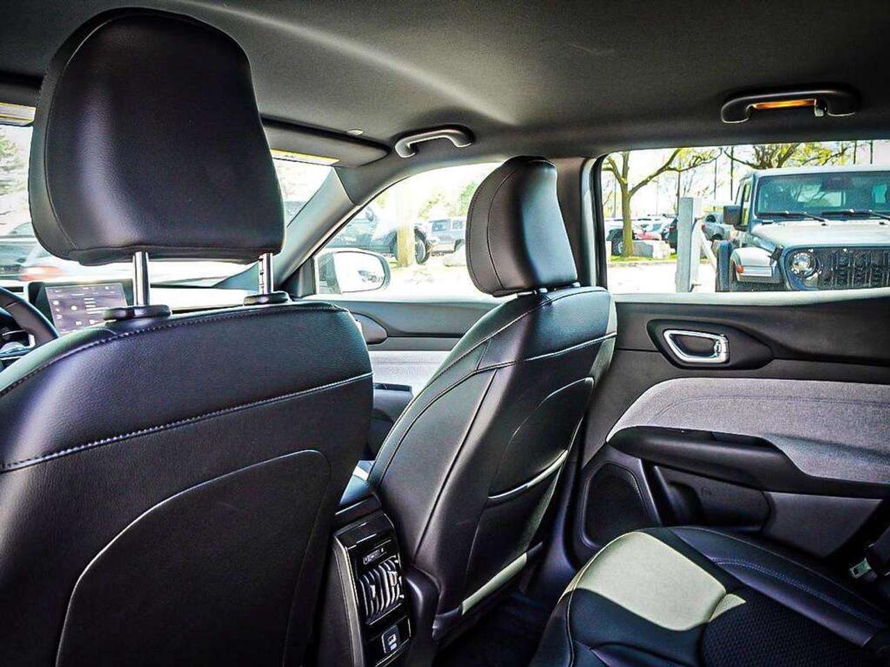 2025 Jeep Compass  Photo