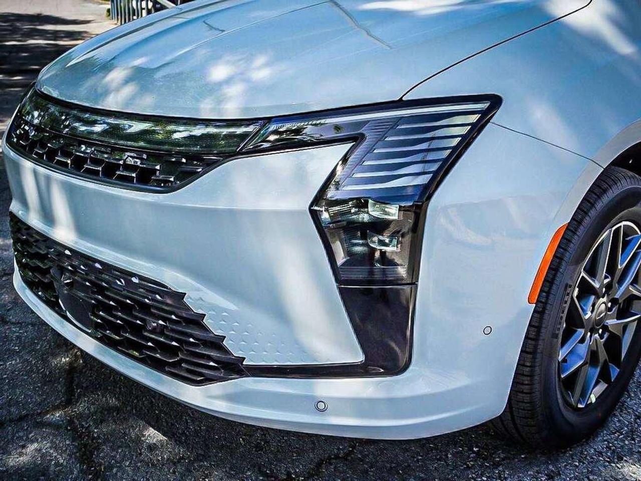 2027 Chrysler Pacifica  Photo