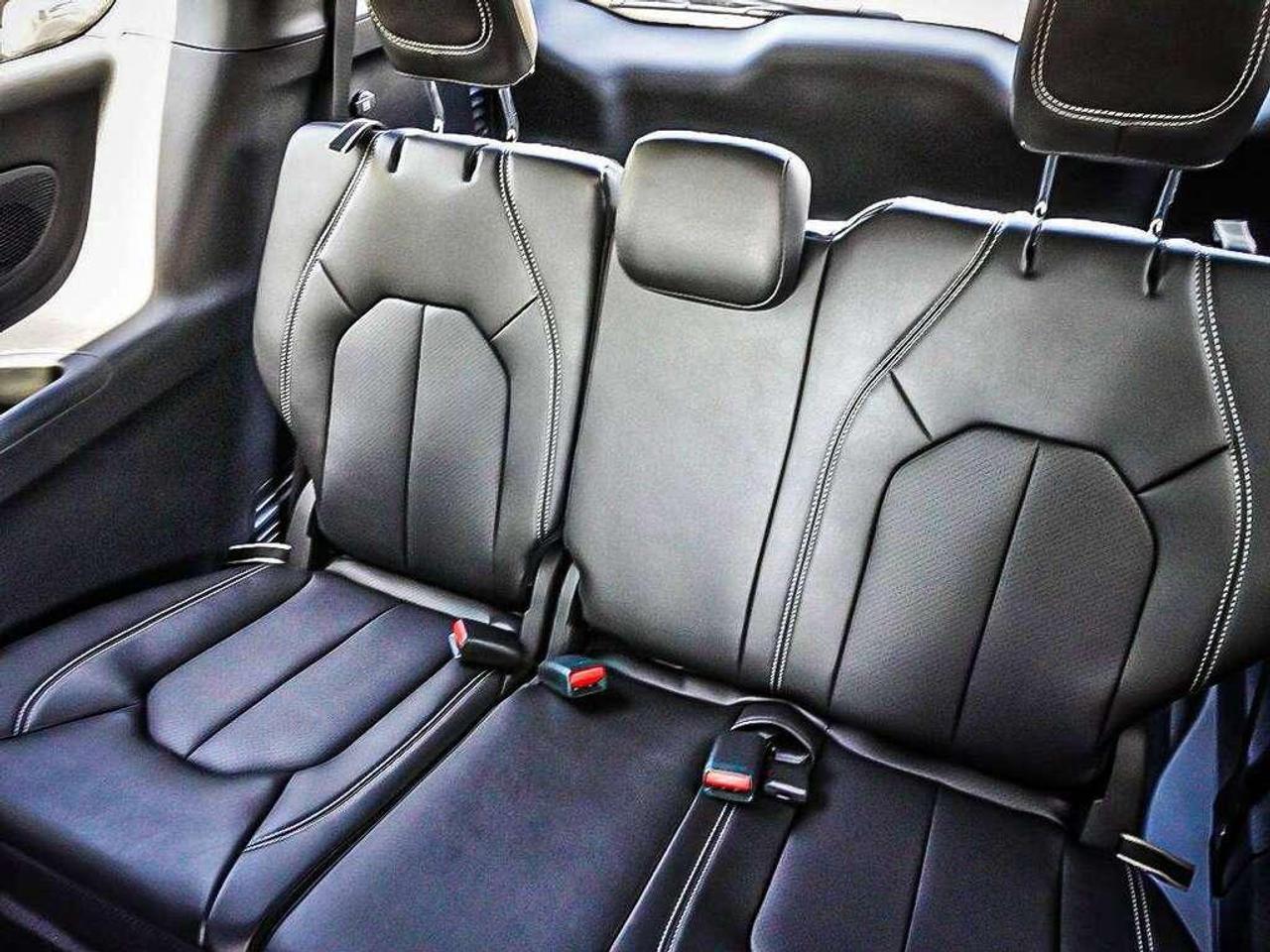 2027 Chrysler Pacifica  Photo