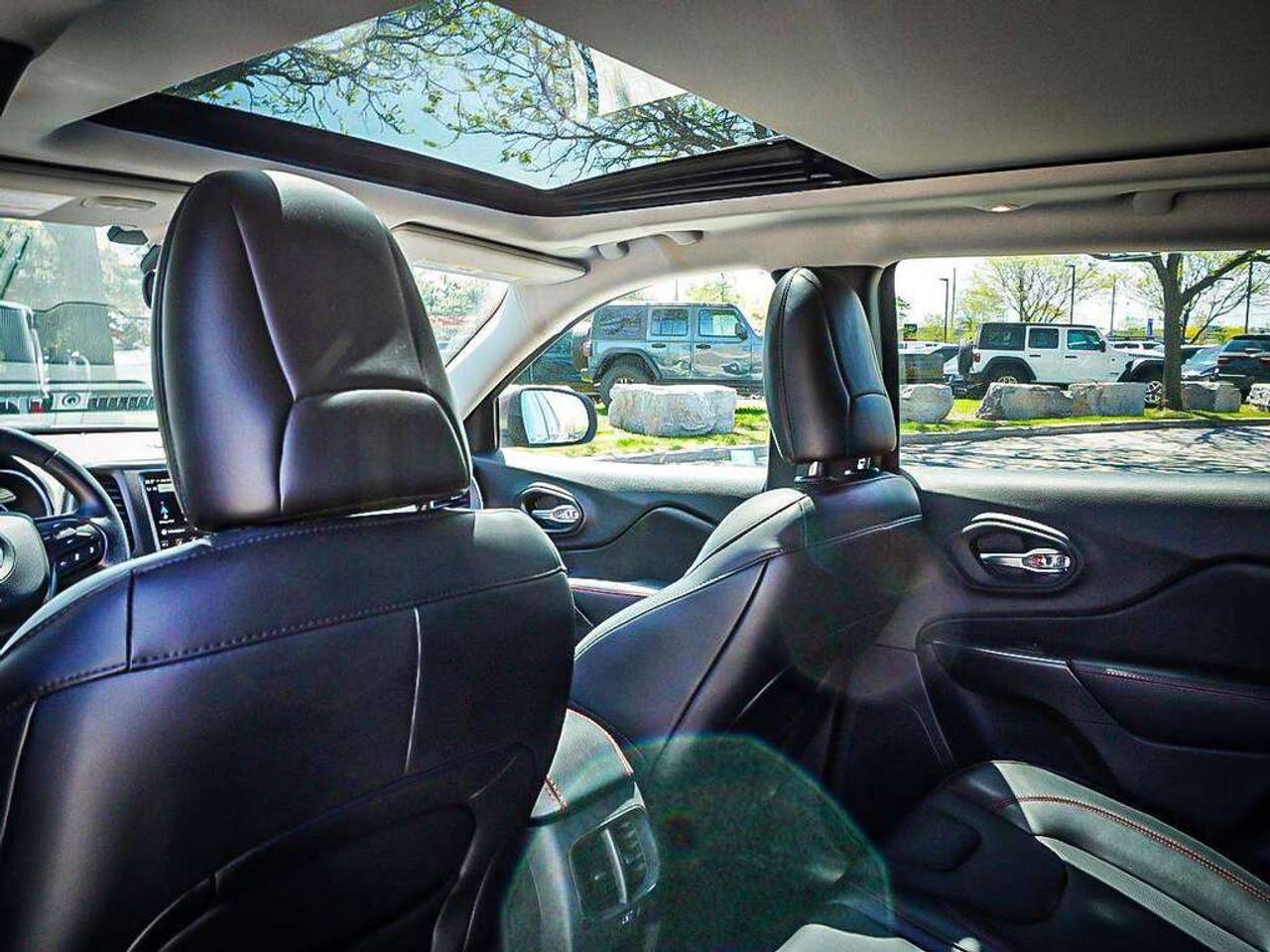 2021 Jeep Cherokee  Photo