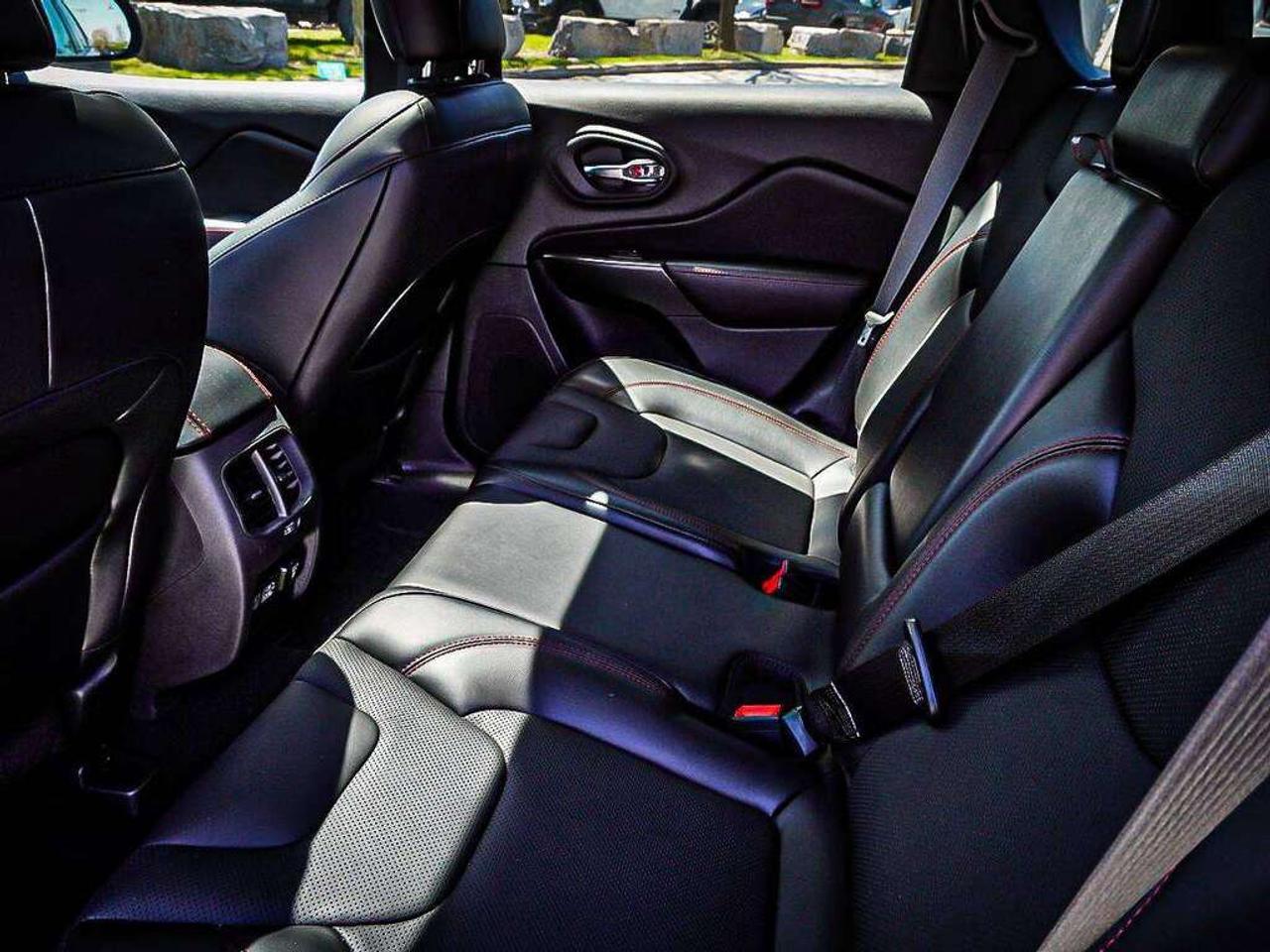 2021 Jeep Cherokee  Photo