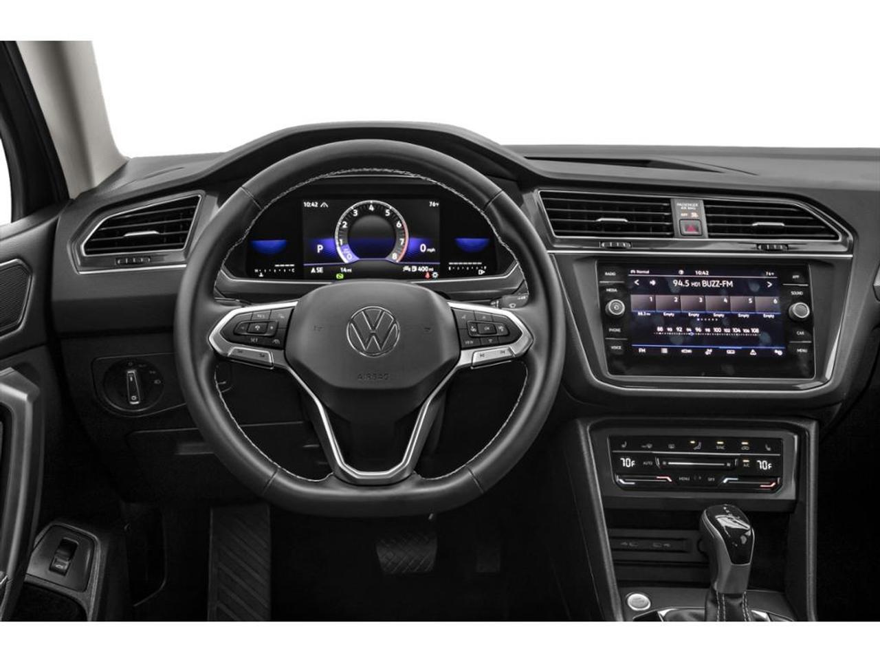 2022 Volkswagen Tiguan Comfortline 4dr All-wheel Drive 4MOTION Photo3
