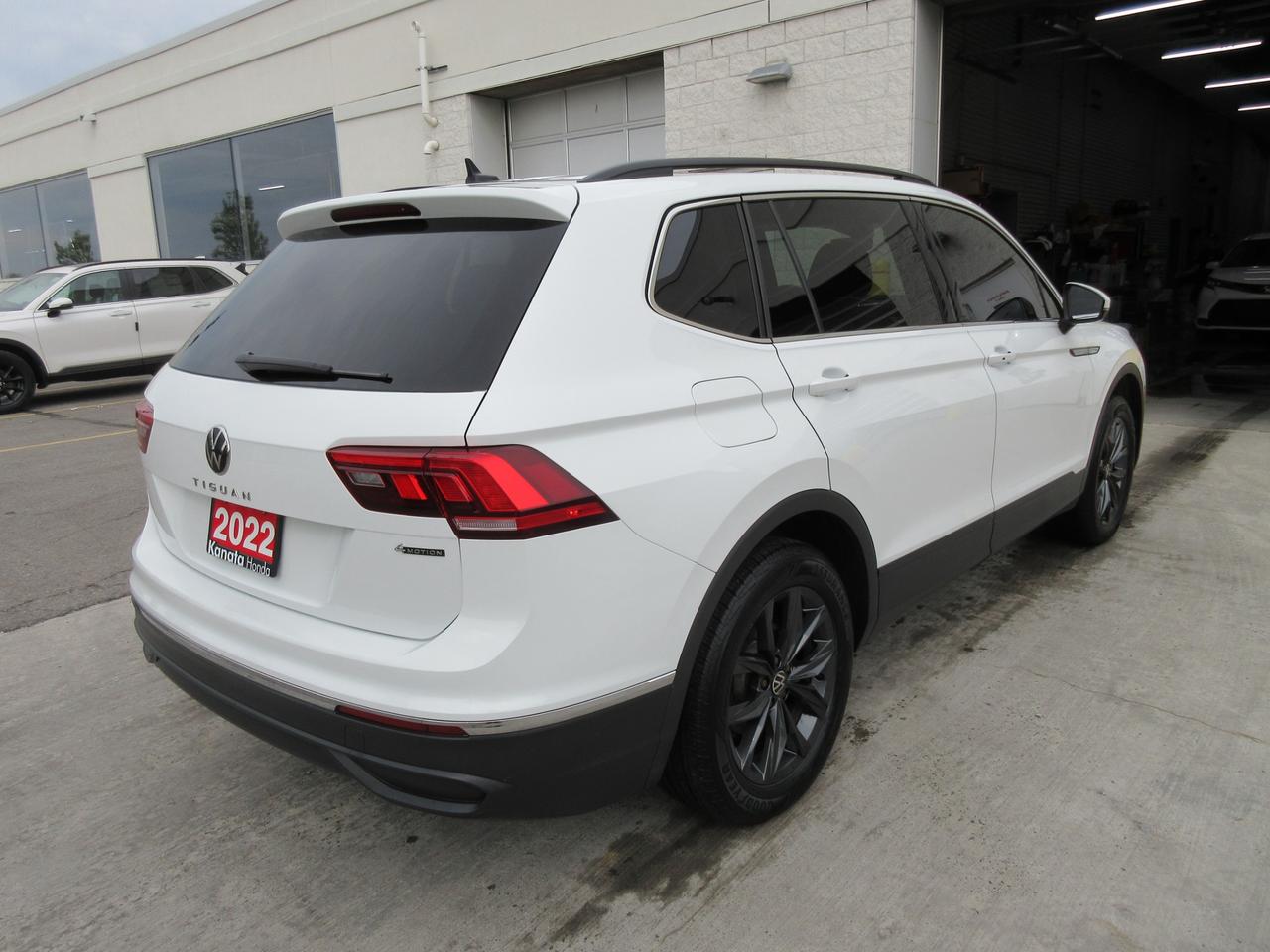 2022 Volkswagen Tiguan Comfortline 4dr All-wheel Drive 4MOTION Photo