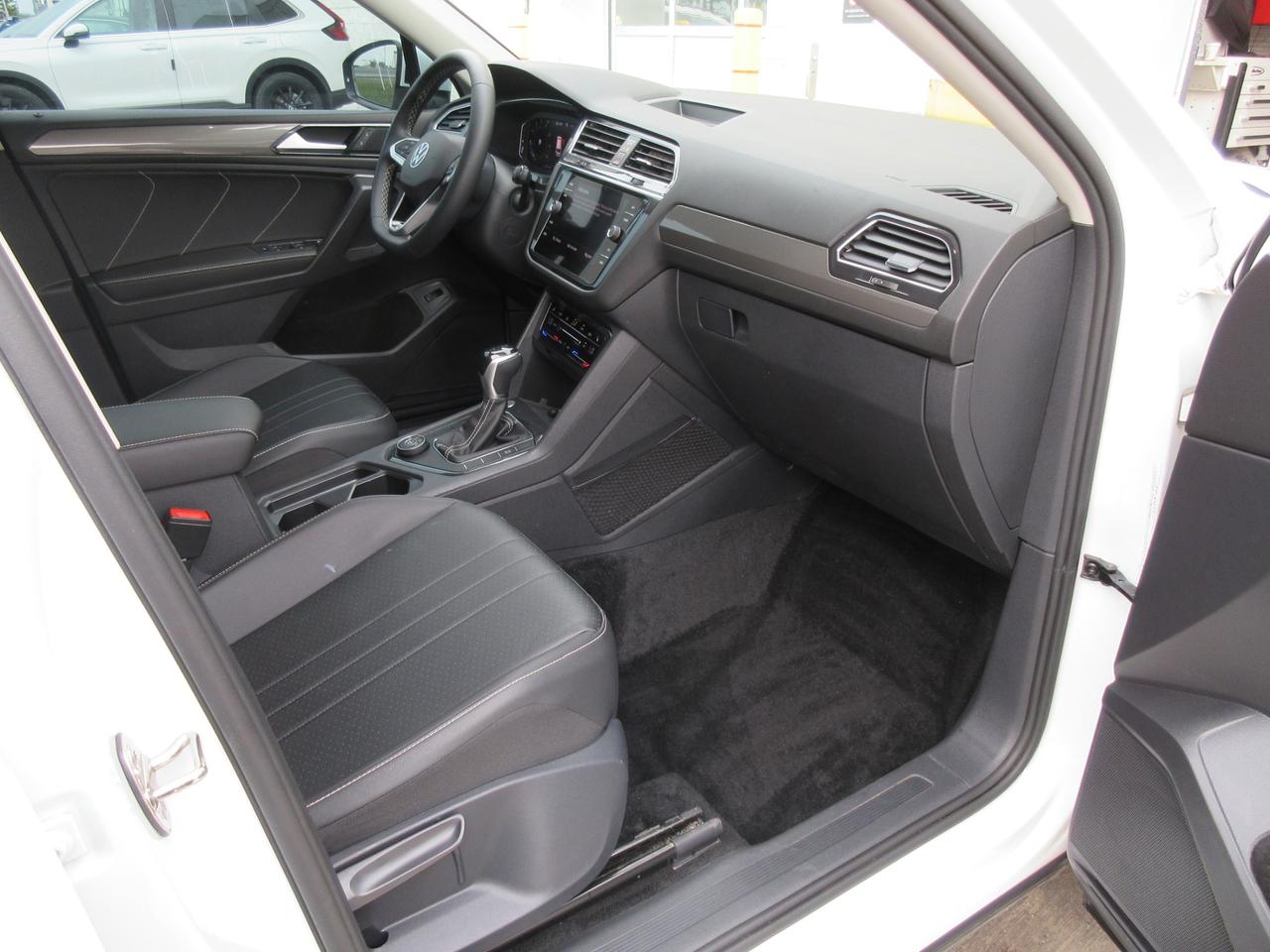 2022 Volkswagen Tiguan Comfortline 4dr All-wheel Drive 4MOTION Photo