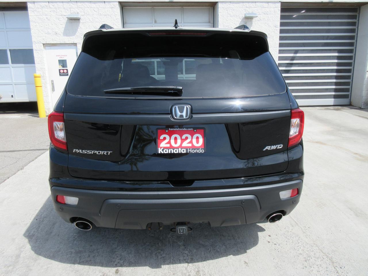 2020 Honda Passport EX-L 4dr All-Wheel Drive Photo4