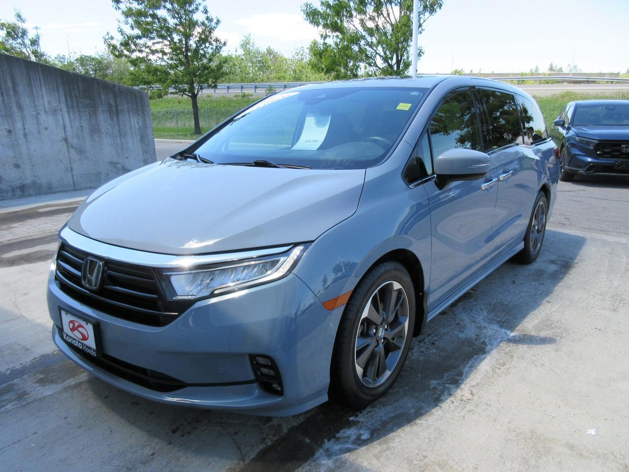 2024 Honda Odyssey Touring Passenger Van Photo0