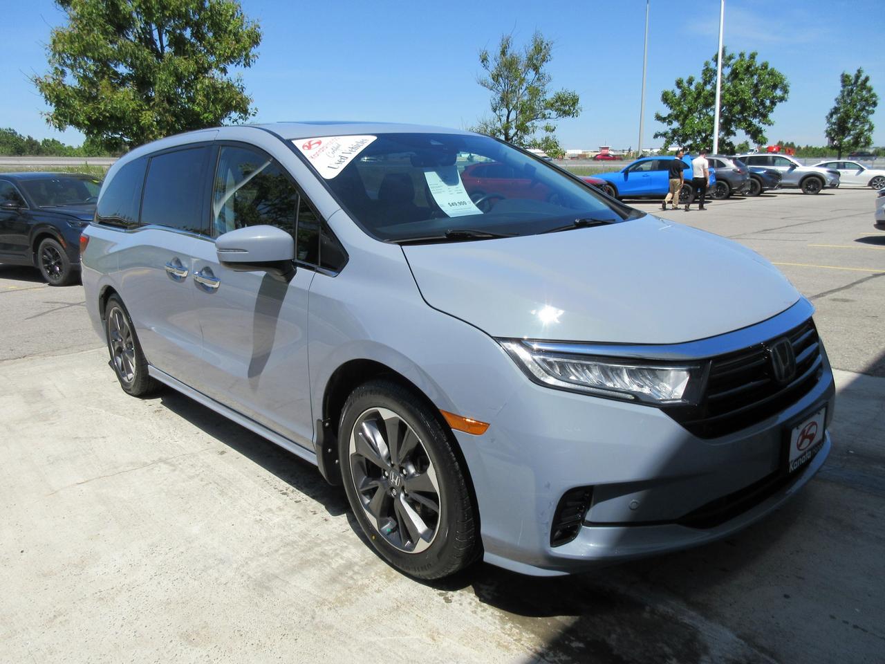 2024 Honda Odyssey Touring Passenger Van Photo
