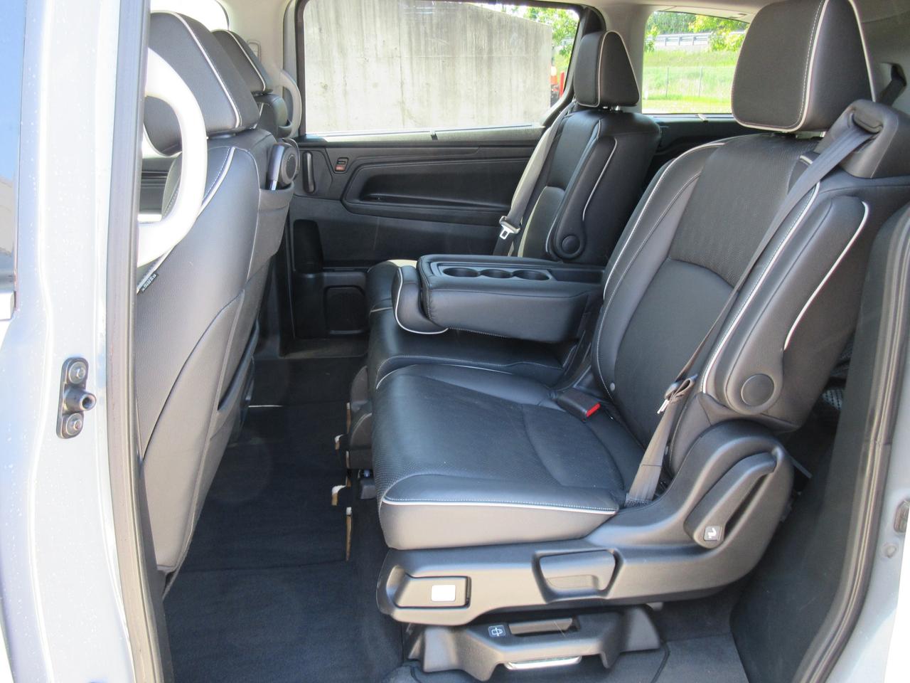 2024 Honda Odyssey Touring Passenger Van Photo