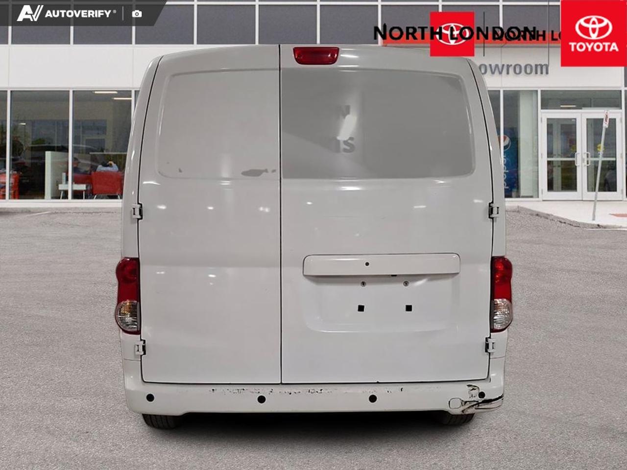 2021 Nissan NV200 SV 4dr Compact Cargo Van Photo4