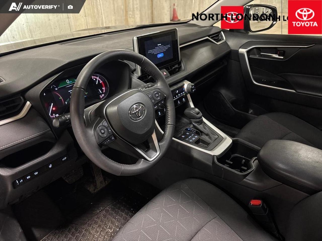 2023 Toyota RAV4 XLE 4dr All-wheel Drive Photo