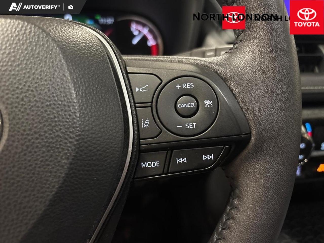 2023 Toyota RAV4 XLE 4dr All-wheel Drive Photo