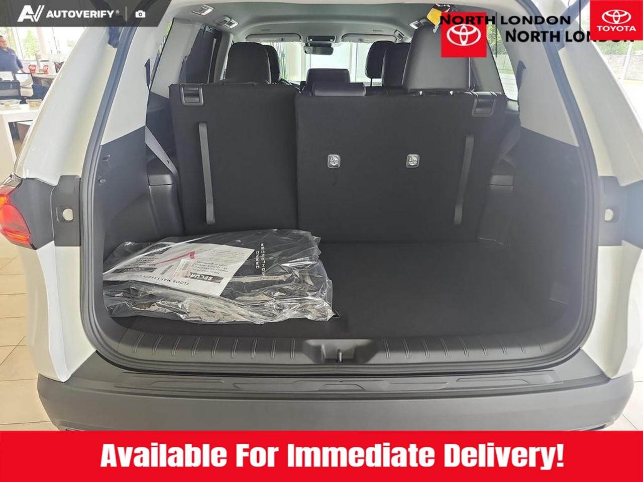 2026 Toyota Grand Highlander Hybrid XLE 4dr All-Wheel Drive Photo