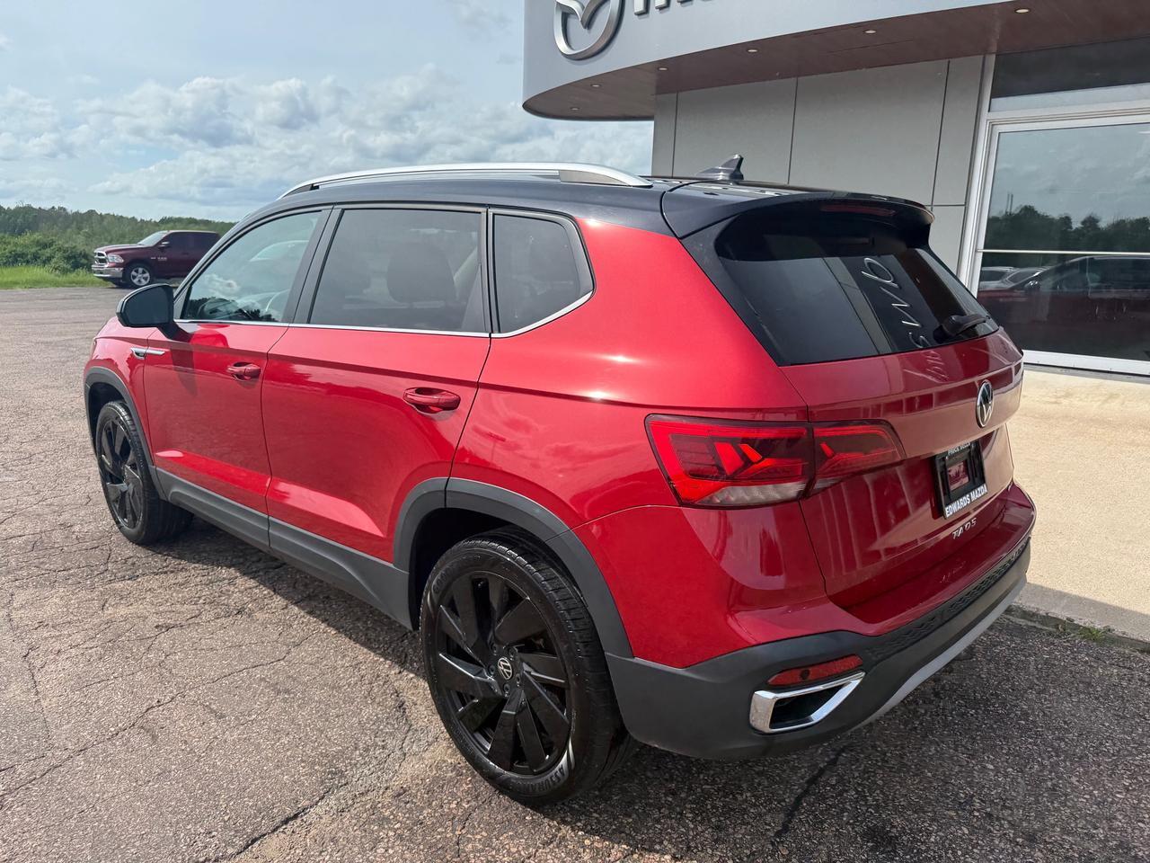 2023 Volkswagen Taos Highline 4dr All-Wheel Drive 4MOTION Photo