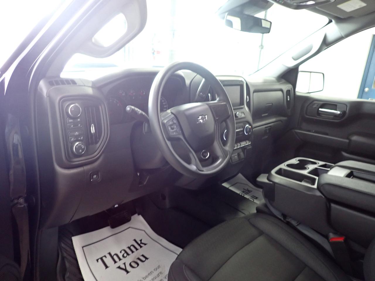 2024 Chevrolet Silverado 1500 Custom Trail Boss 4WD 5'8 BOX Z71 OFF ROAD Photo