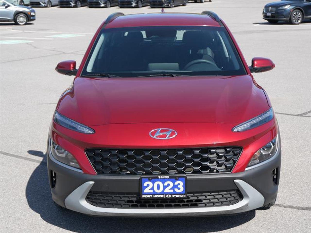 2023 Hyundai KONA 2.0L Essential AWD Photo3