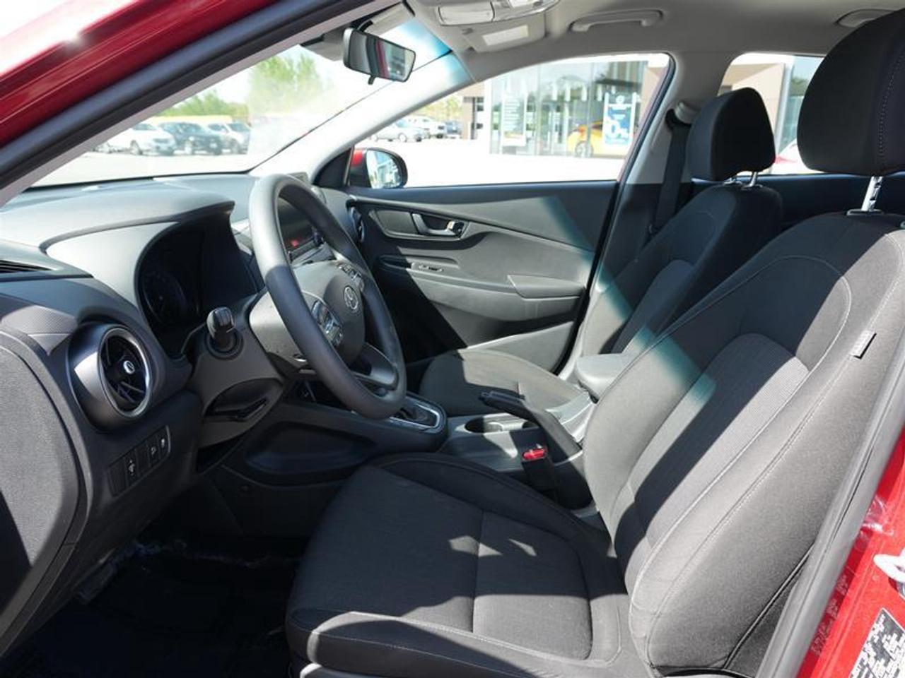 2023 Hyundai KONA 2.0L Essential AWD Photo