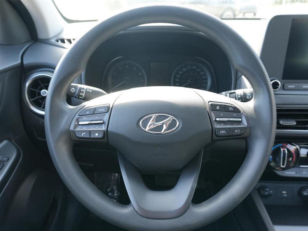 2023 Hyundai KONA 2.0L Essential AWD Photo