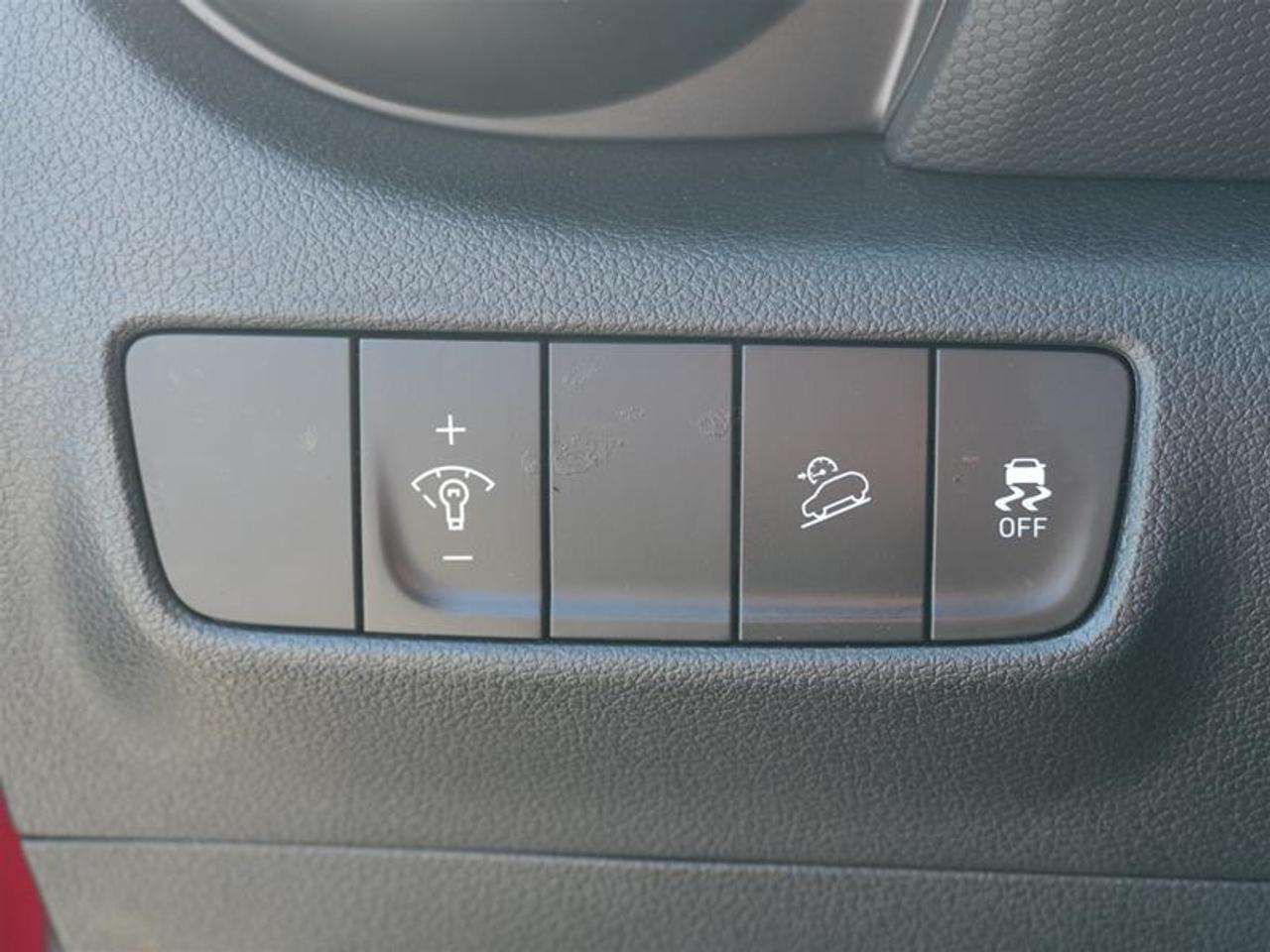2023 Hyundai KONA 2.0L Essential AWD Photo