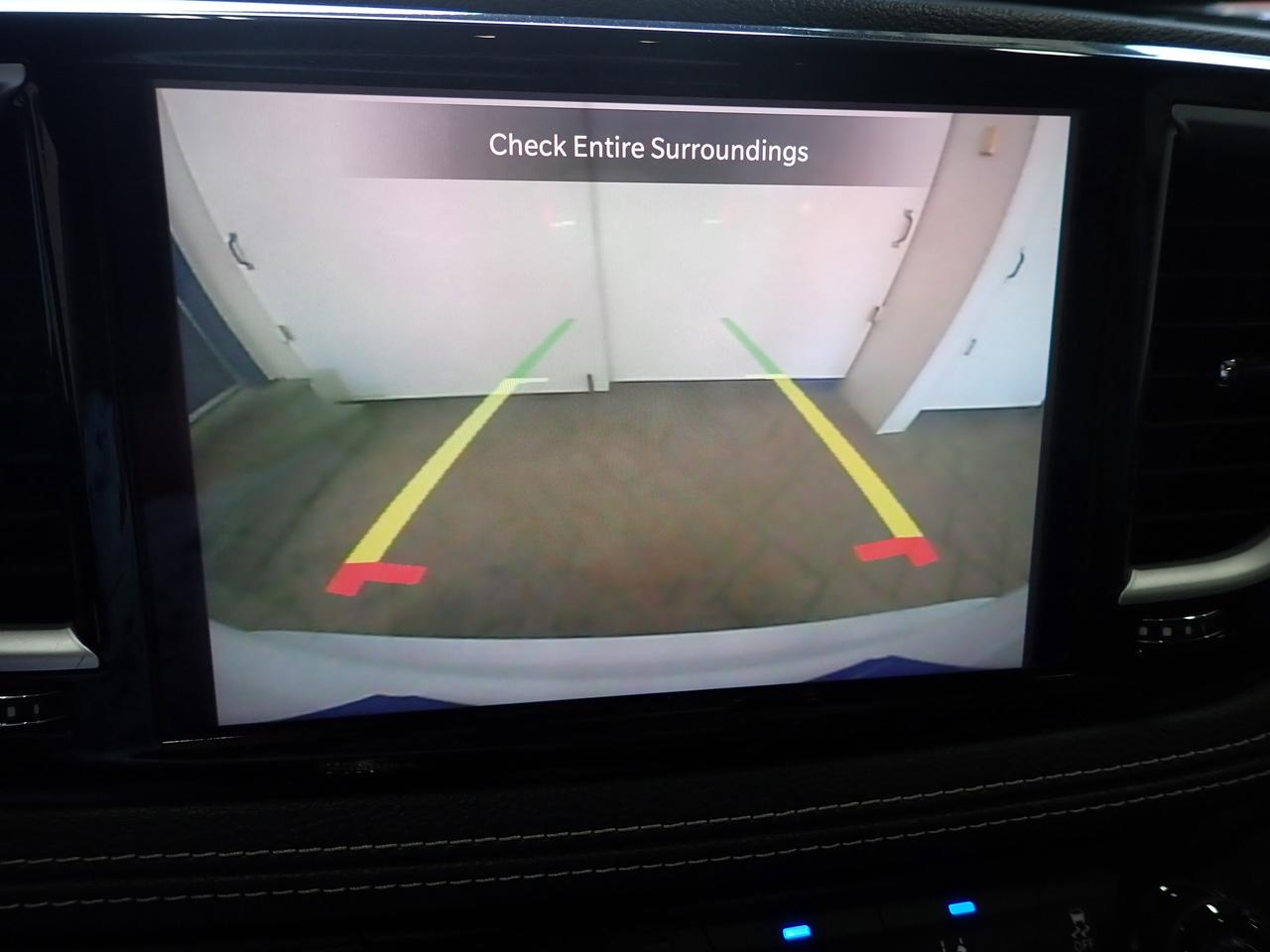 2023 Chrysler Pacifica Touring L AWD LEATHER 7PASS Photo