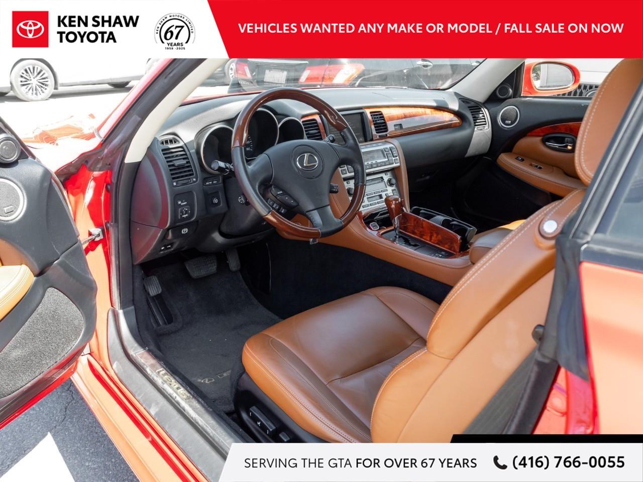 2005 Lexus SC 430 Base 2dr Convertible Photo