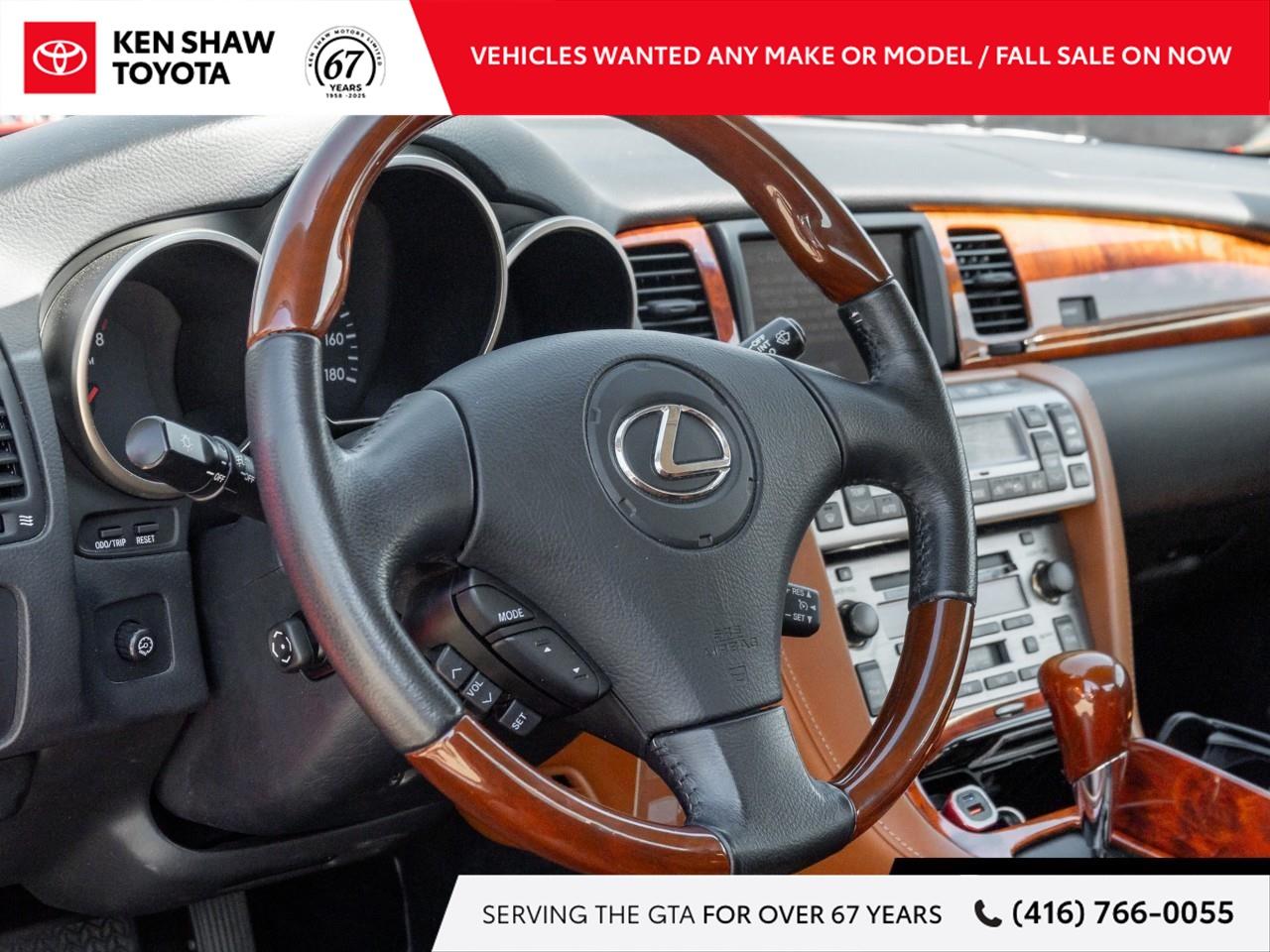 2005 Lexus SC 430 Base 2dr Convertible Photo