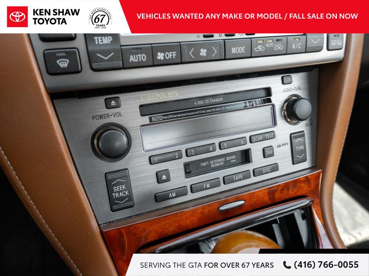2005 Lexus SC 430 Base 2dr Convertible Photo