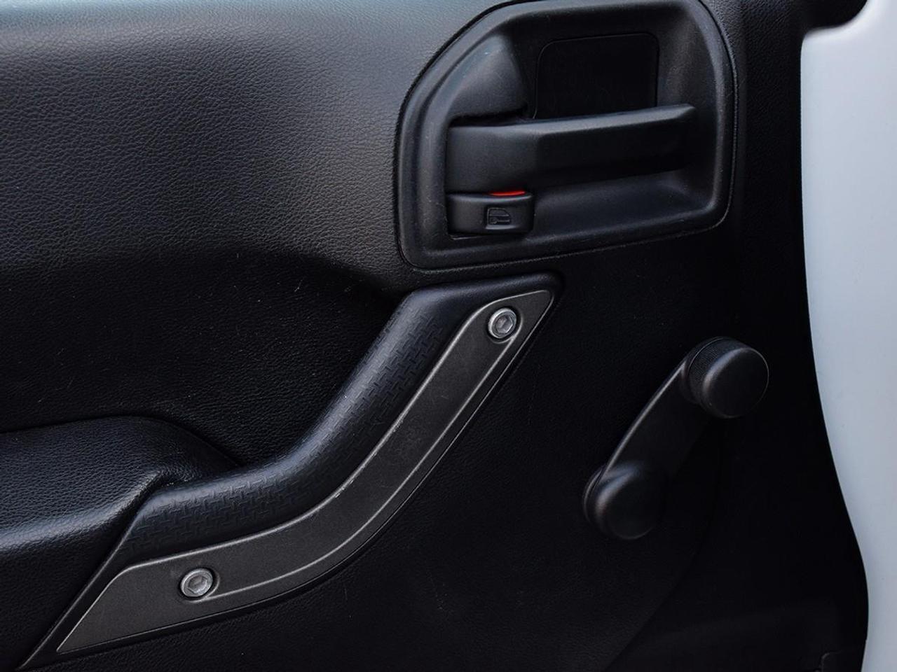 2017 Jeep Wrangler Sport 2dr 4x4 Photo
