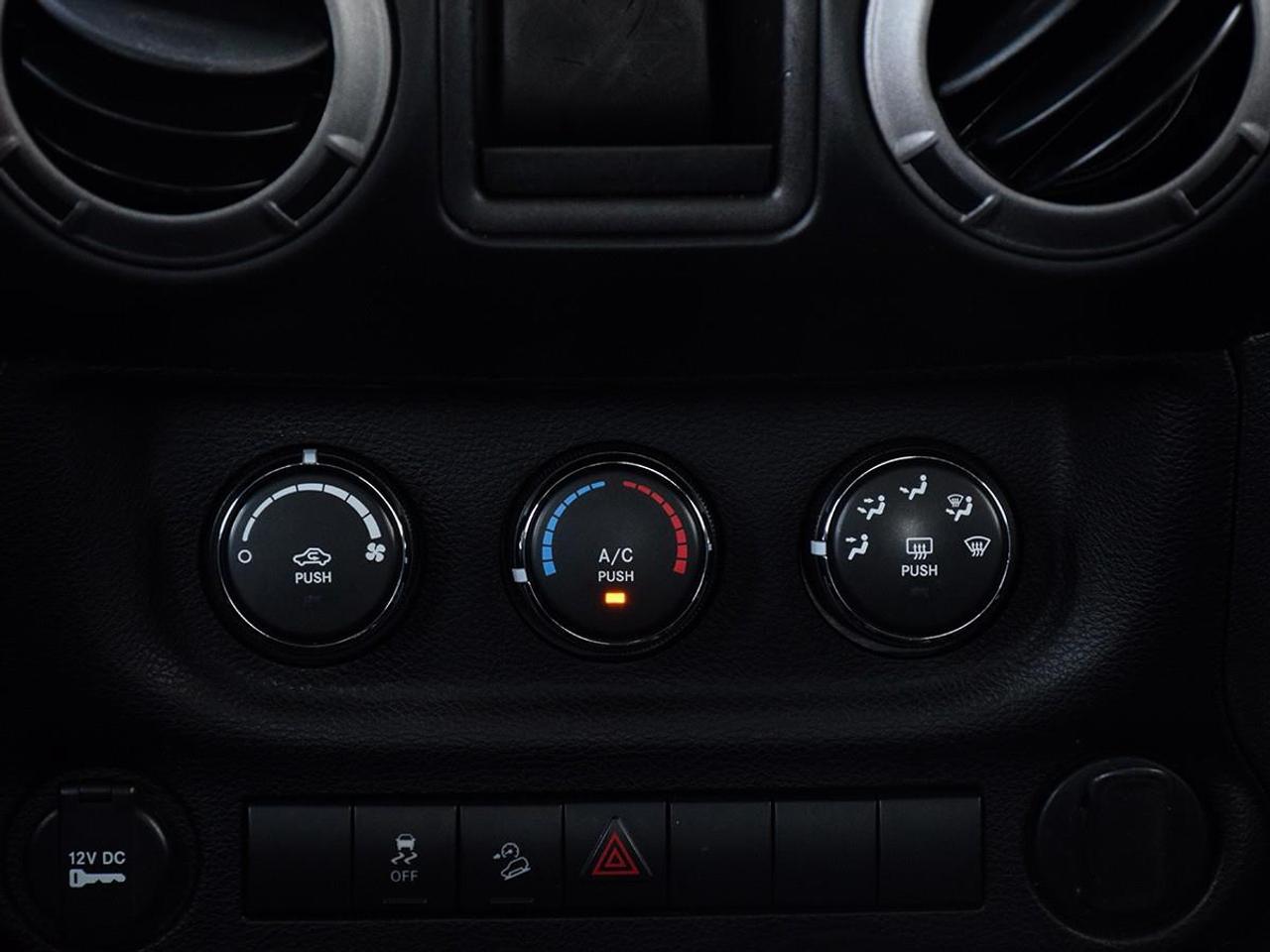 2017 Jeep Wrangler Sport 2dr 4x4 Photo