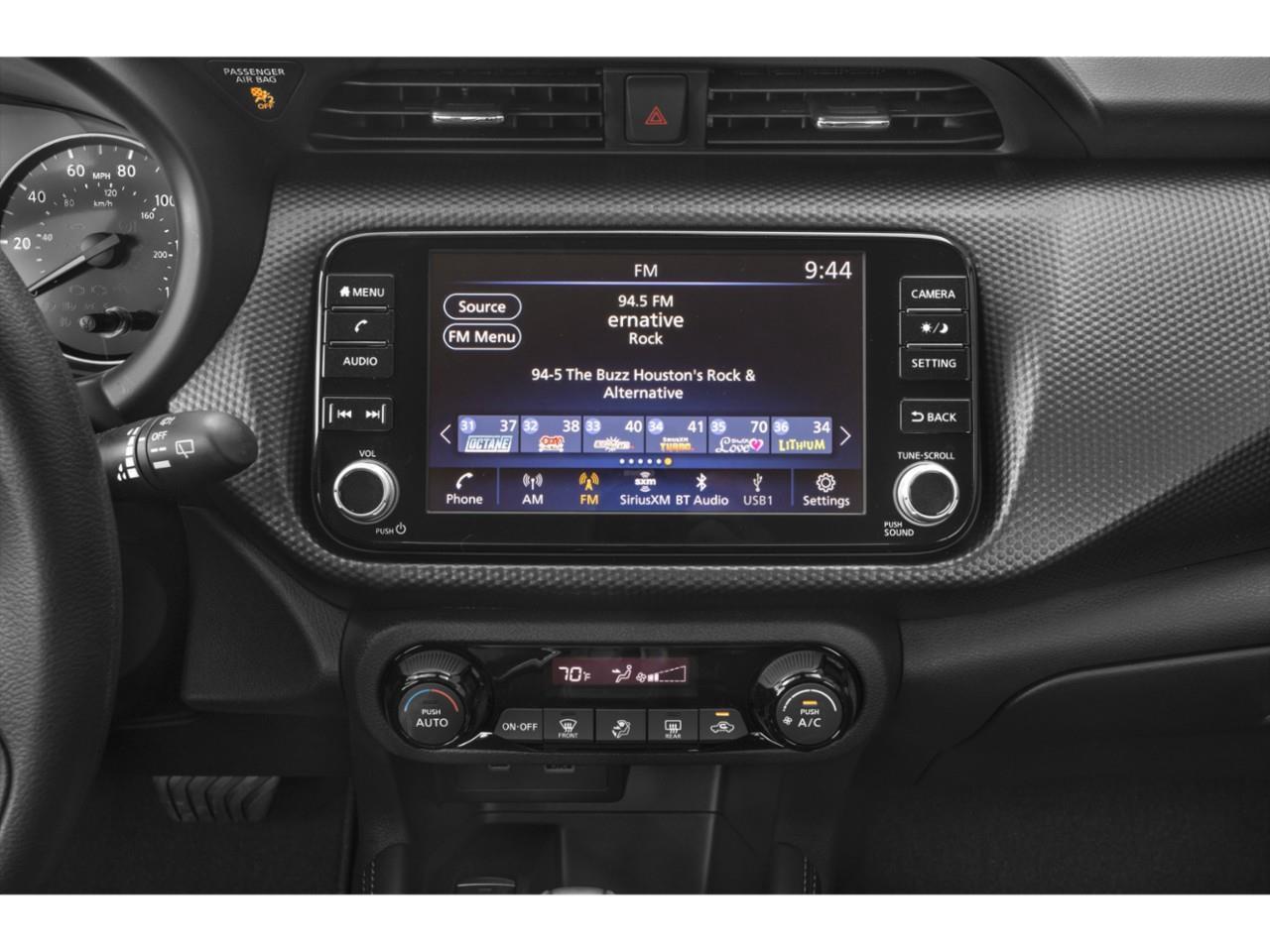 2021 Nissan Kicks SV 4dr Front-Wheel Drive Photo