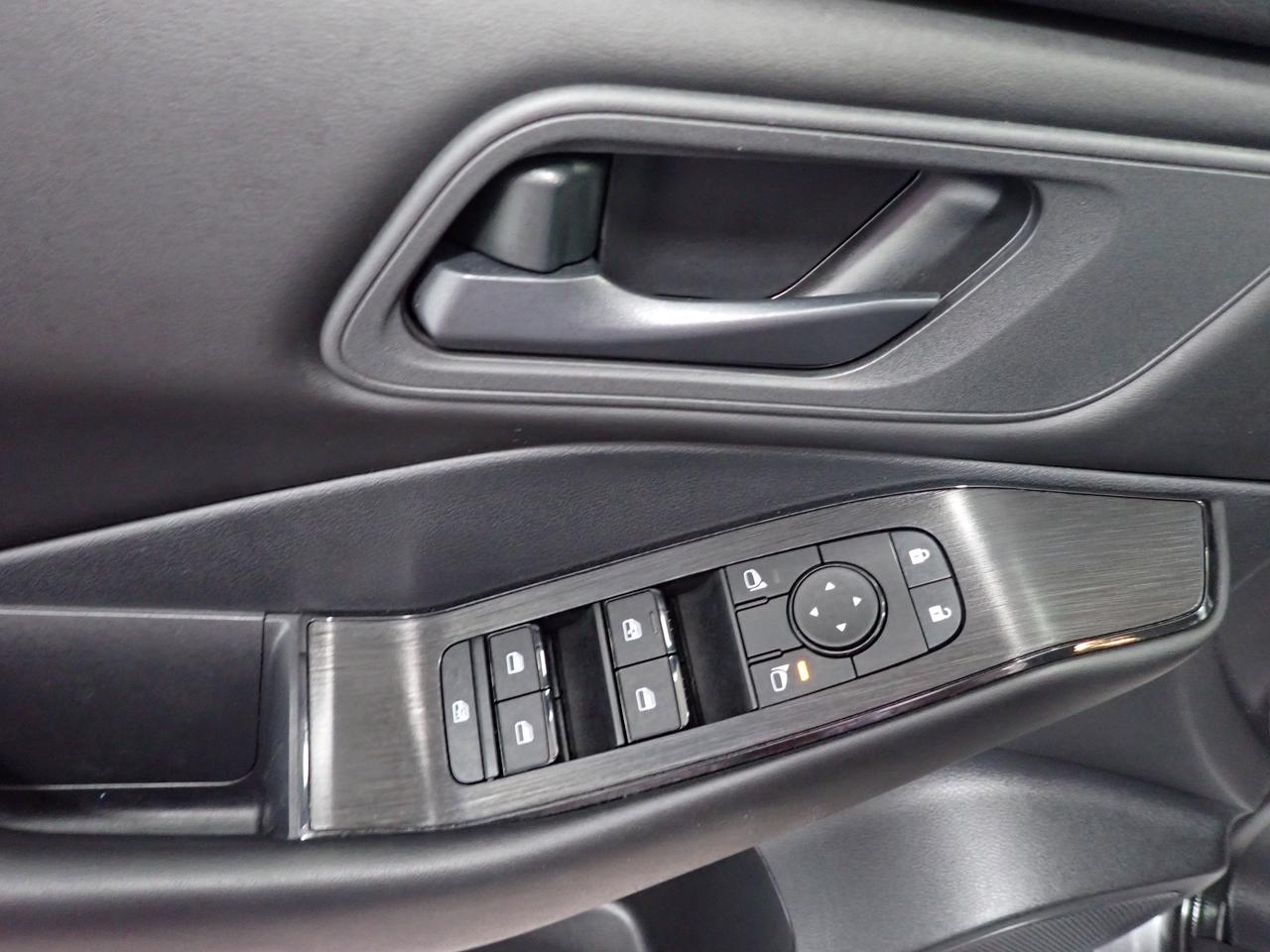 2024 Nissan Rogue S AWD 4 DR Photo